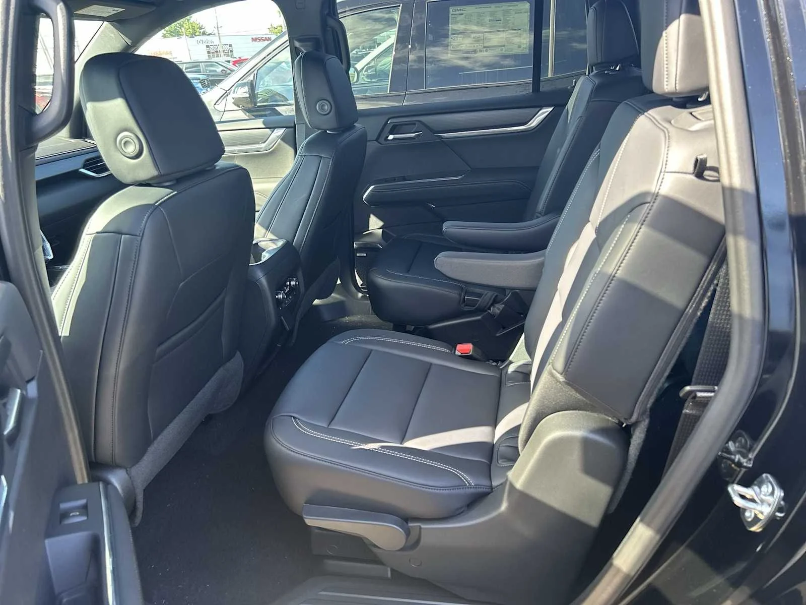 2027 GMC Acadia Elevation - Photo 25