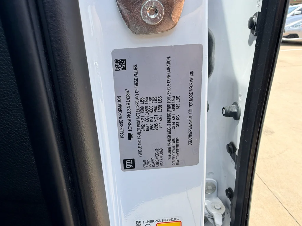 Used 2022 Summit White Chevrolet Z71 image 34
