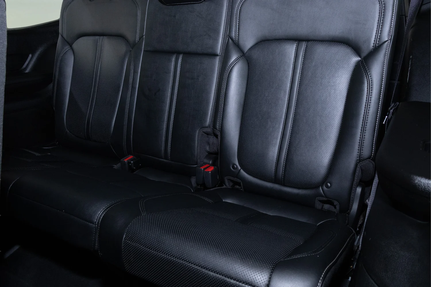 Certified Used 2023 Black Jeep Series II image 29