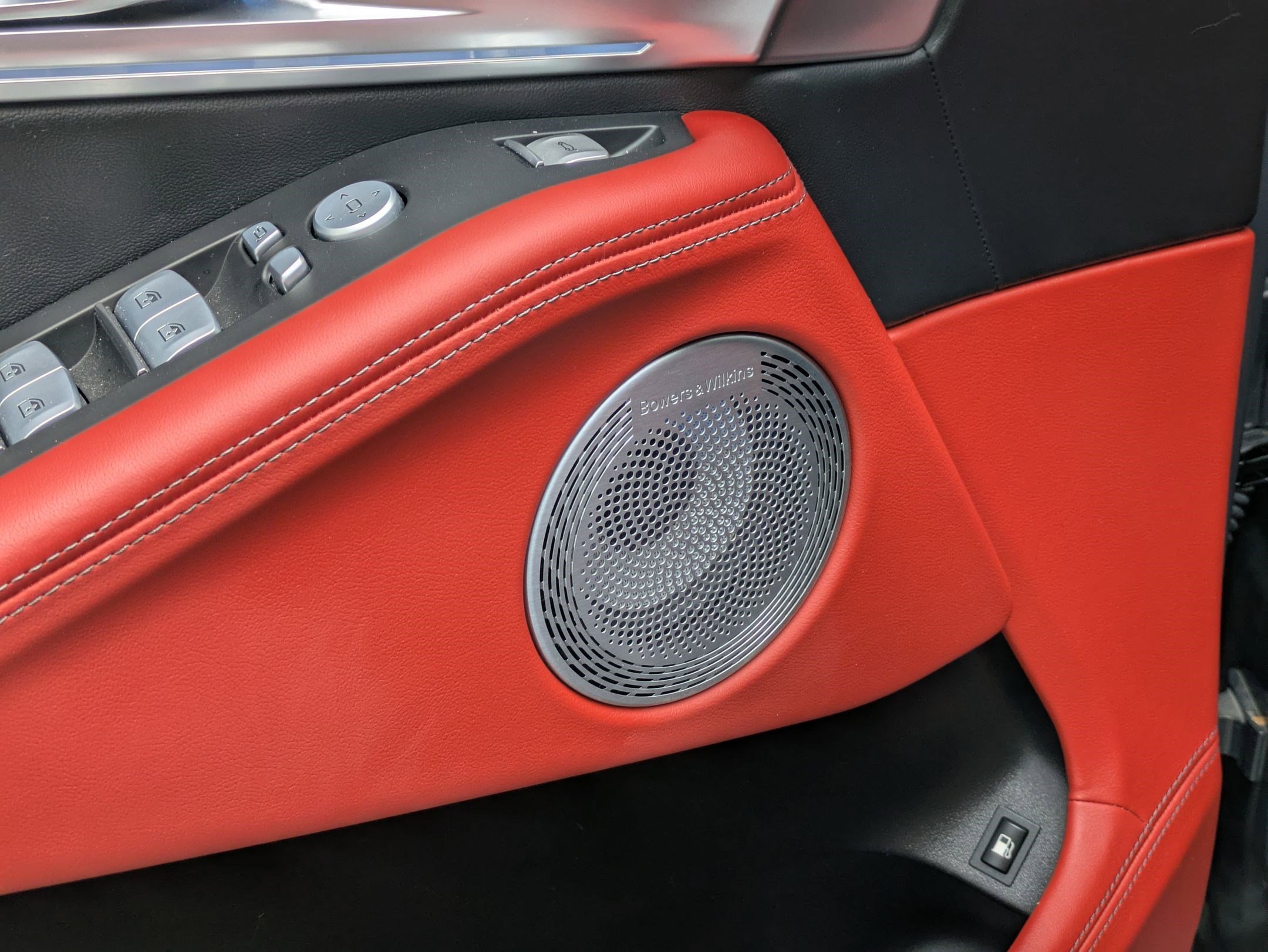 2025 BMW XM Base - Photo 12