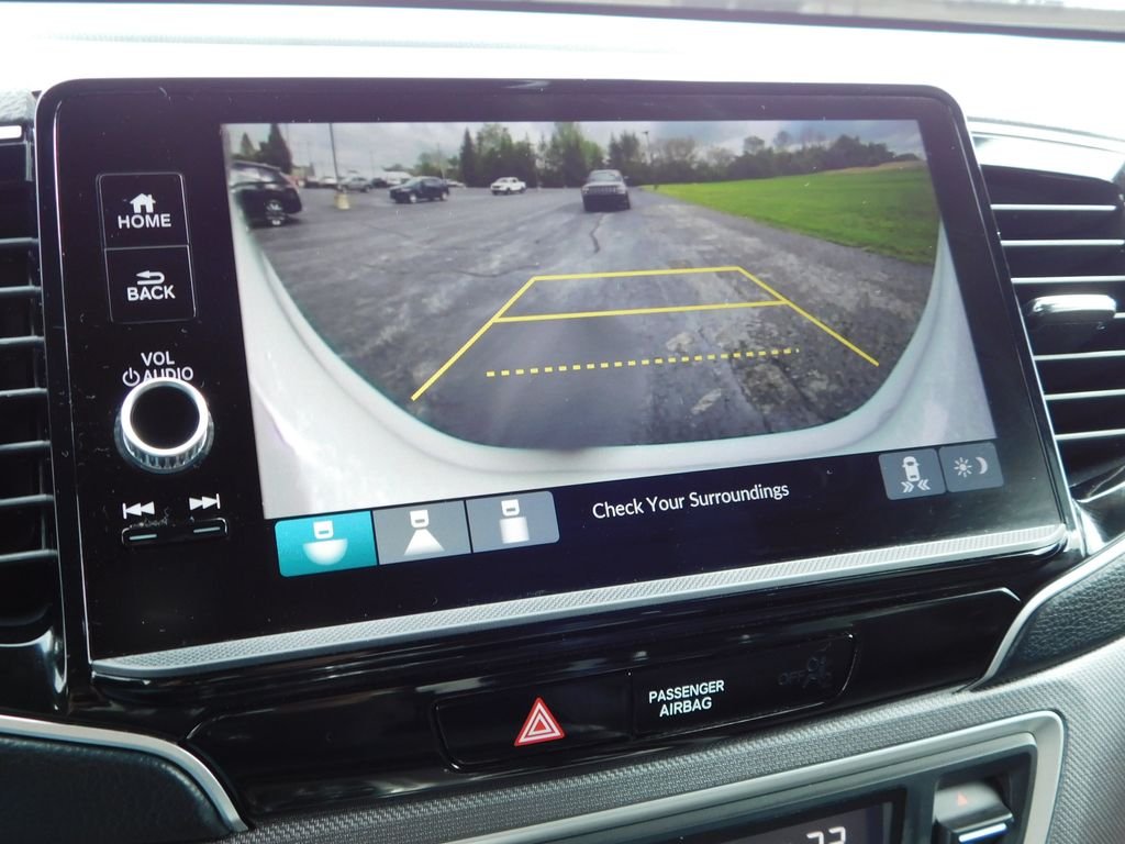 Used 2025 White Honda RTL image 40