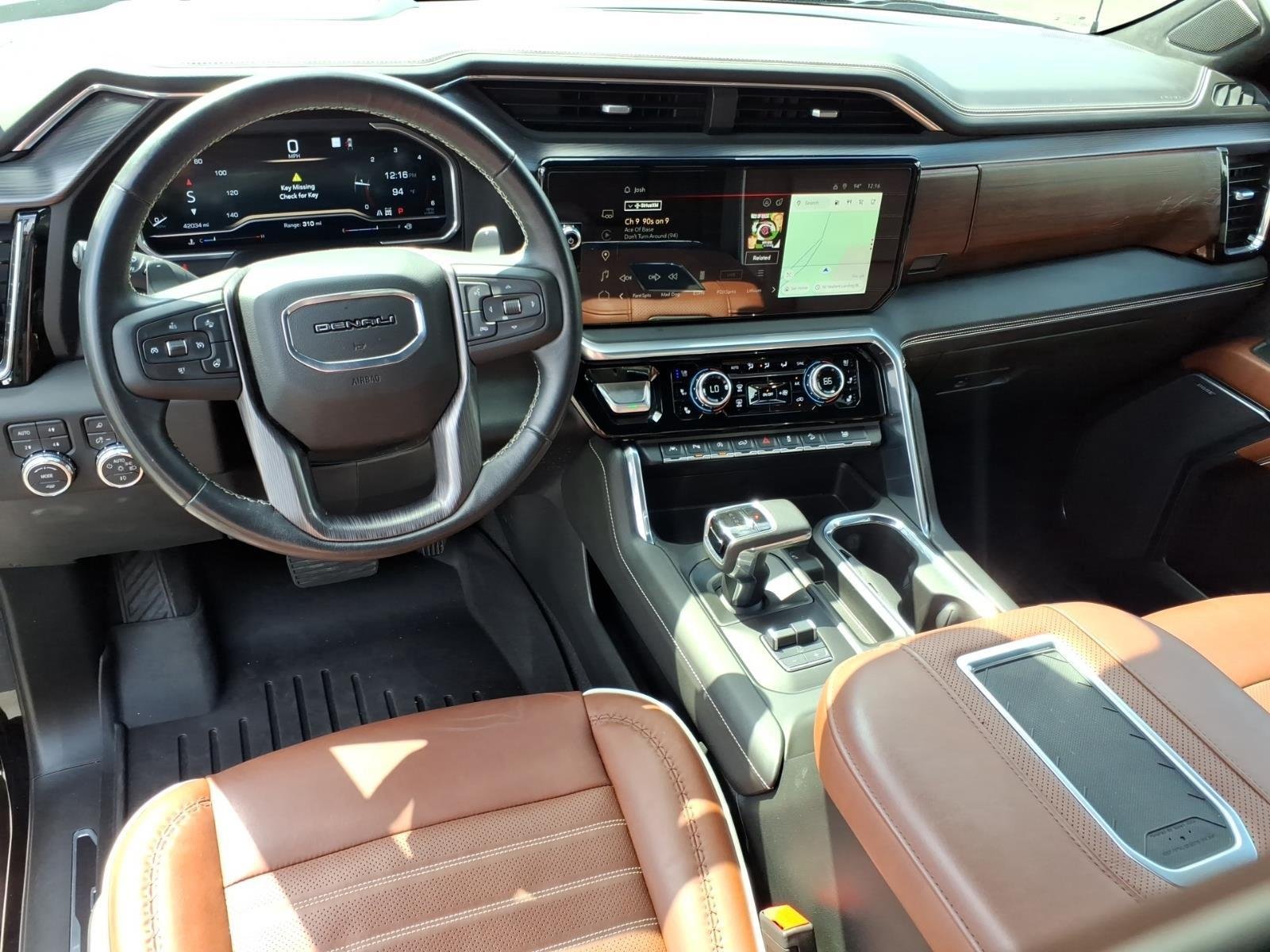 Used 2022 Onyx Black GMC Denali Ultimate image 23