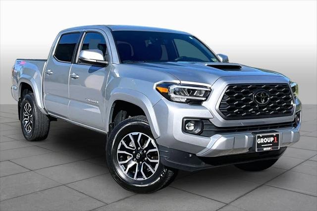 Certified Used 2023 CELESTIAL SILVER Toyota  image 3