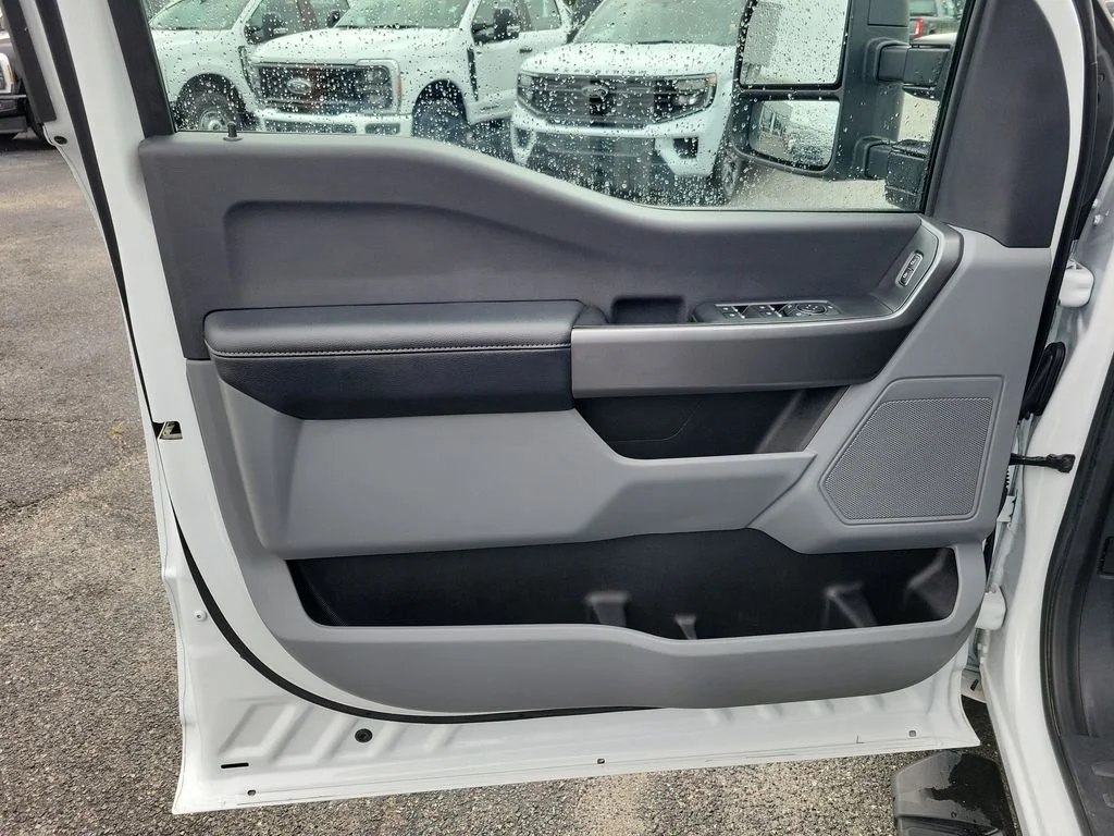 Used 2026 White Ford XLT image 10