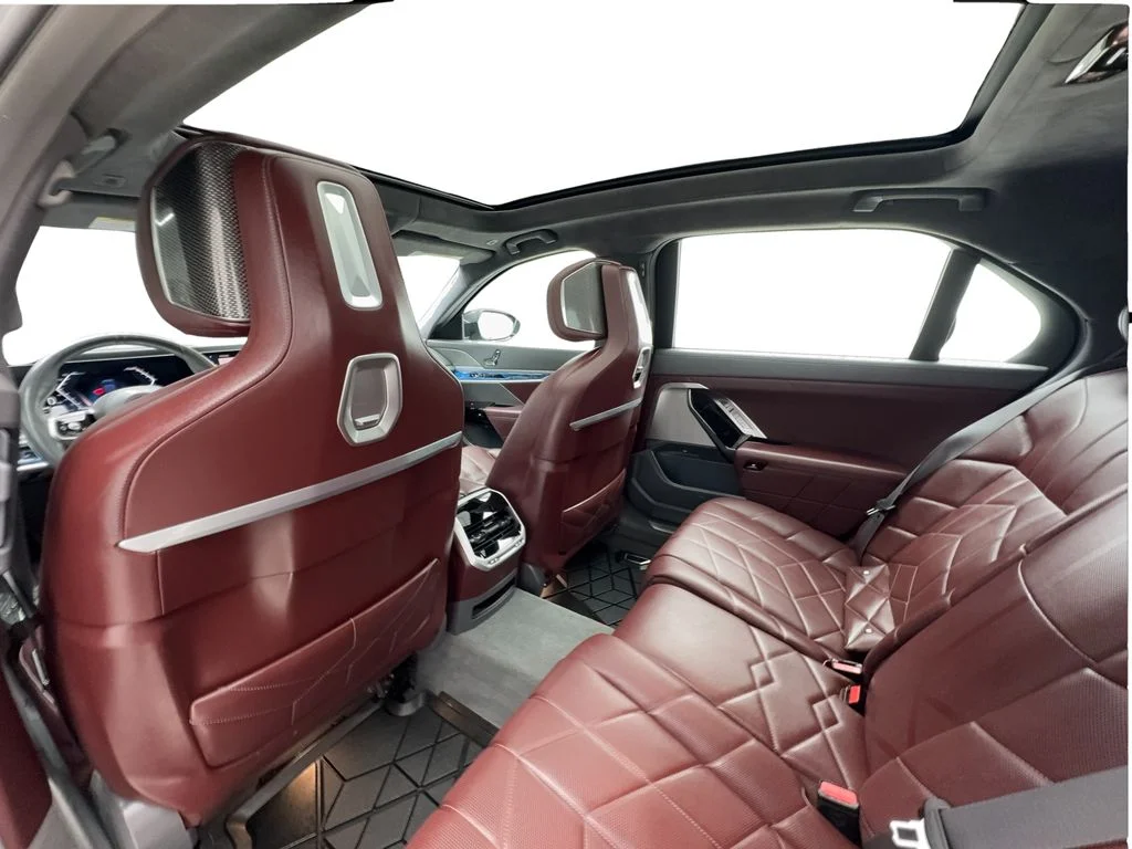Used 2023 Black BMW 740i image 21