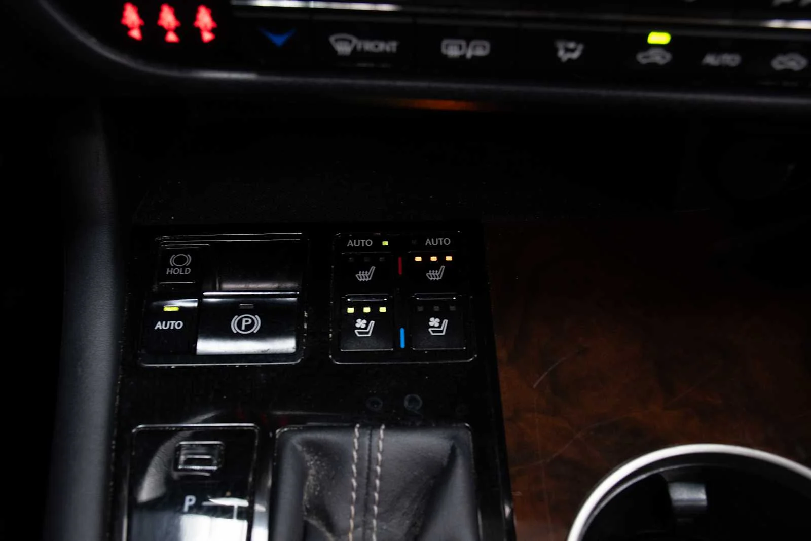 Used 2017 Nebula Gray Pearl Lexus  image 21