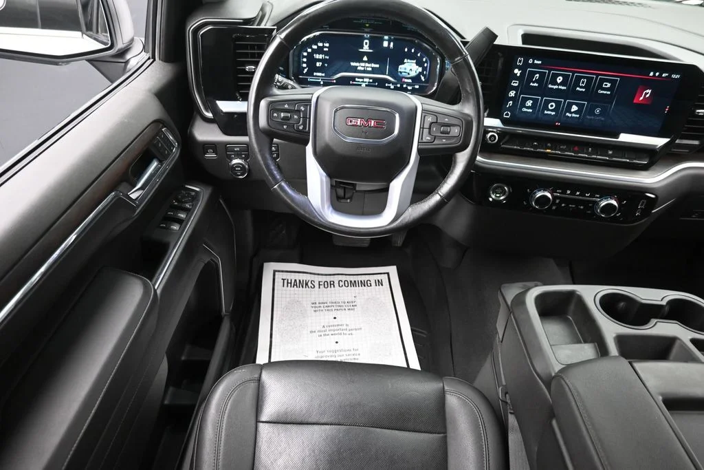 Used 2022 White GMC SLT image 14