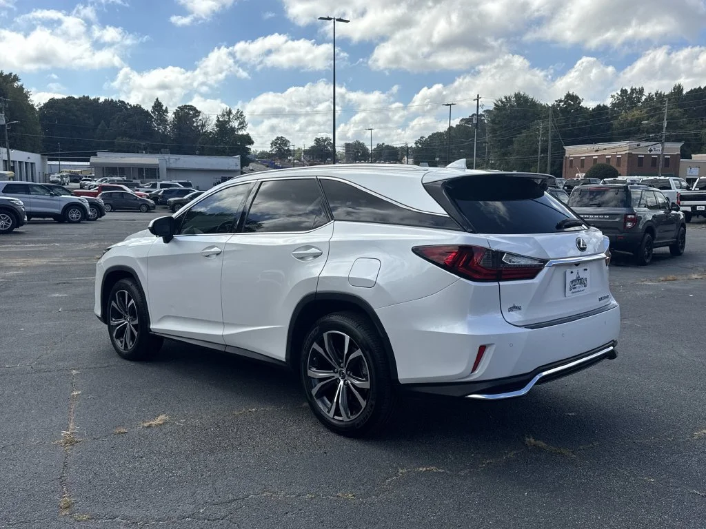 Used 2022 White Lexus 350L image 5