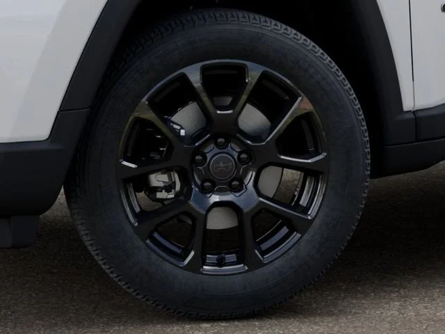 New 2026 Bright White Clear-Coat Exterior Paint Jeep Latitude image 8