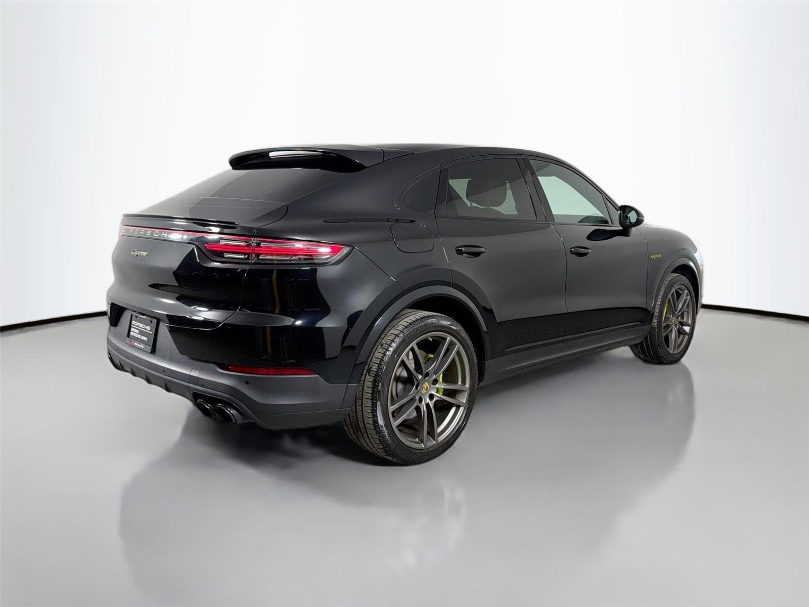 Certified Used 2022 BLACK Porsche E-Hybrid Coupé Platinum Editi image 7