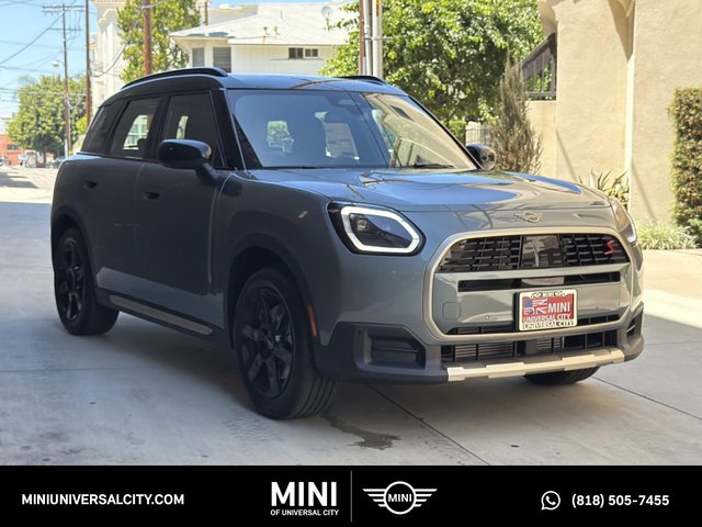 2027 MINI Countryman Signature Plus