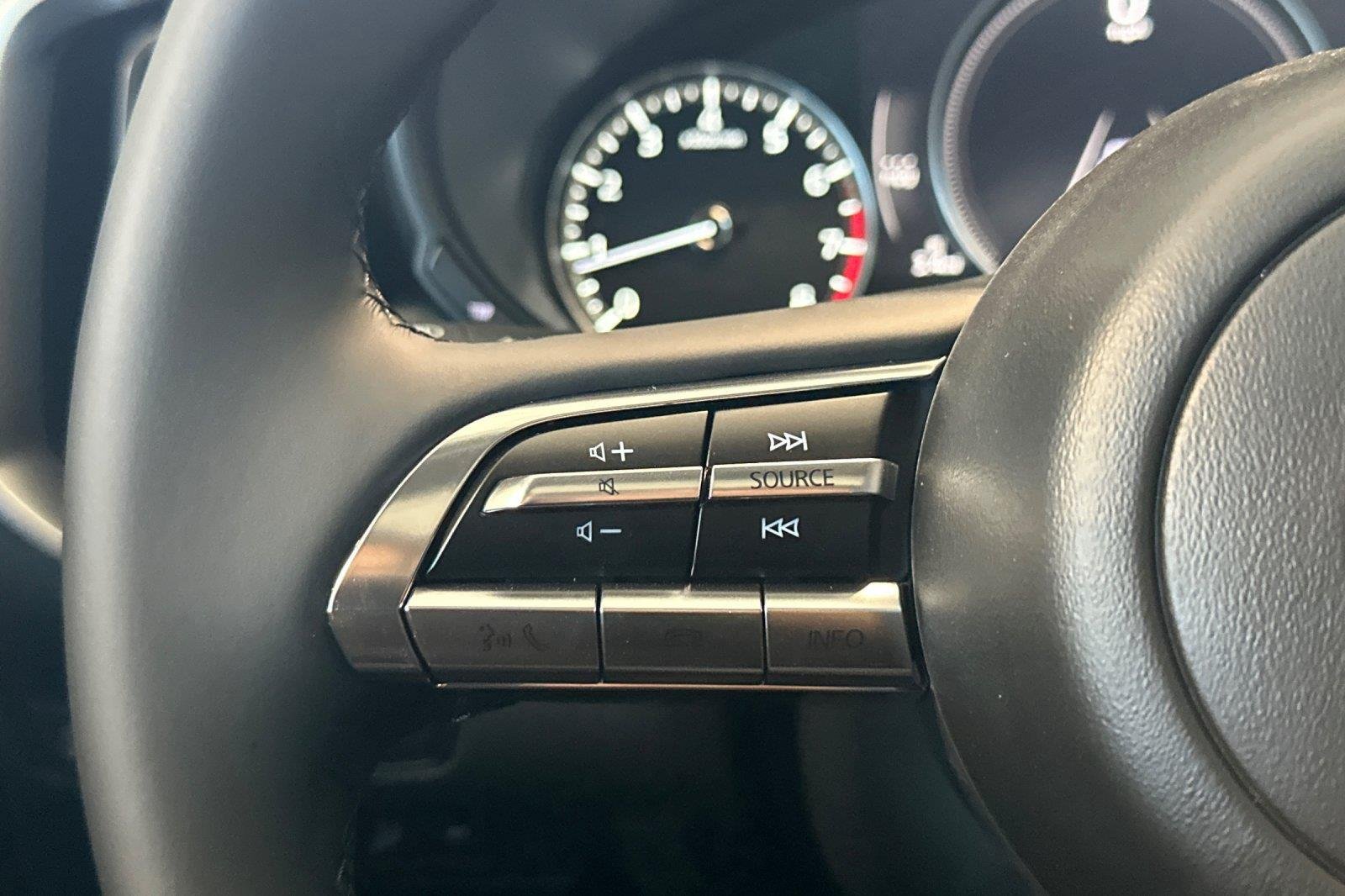 New 2026 Wind Chill Pearl Mazda 2.5 S Premium image 27