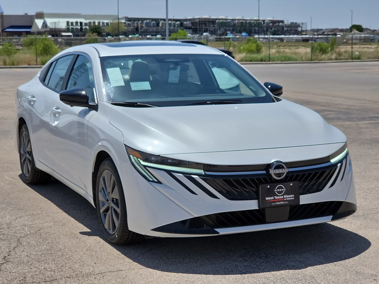 New 2026 QAC Aspen Whit Nissan SL image 7