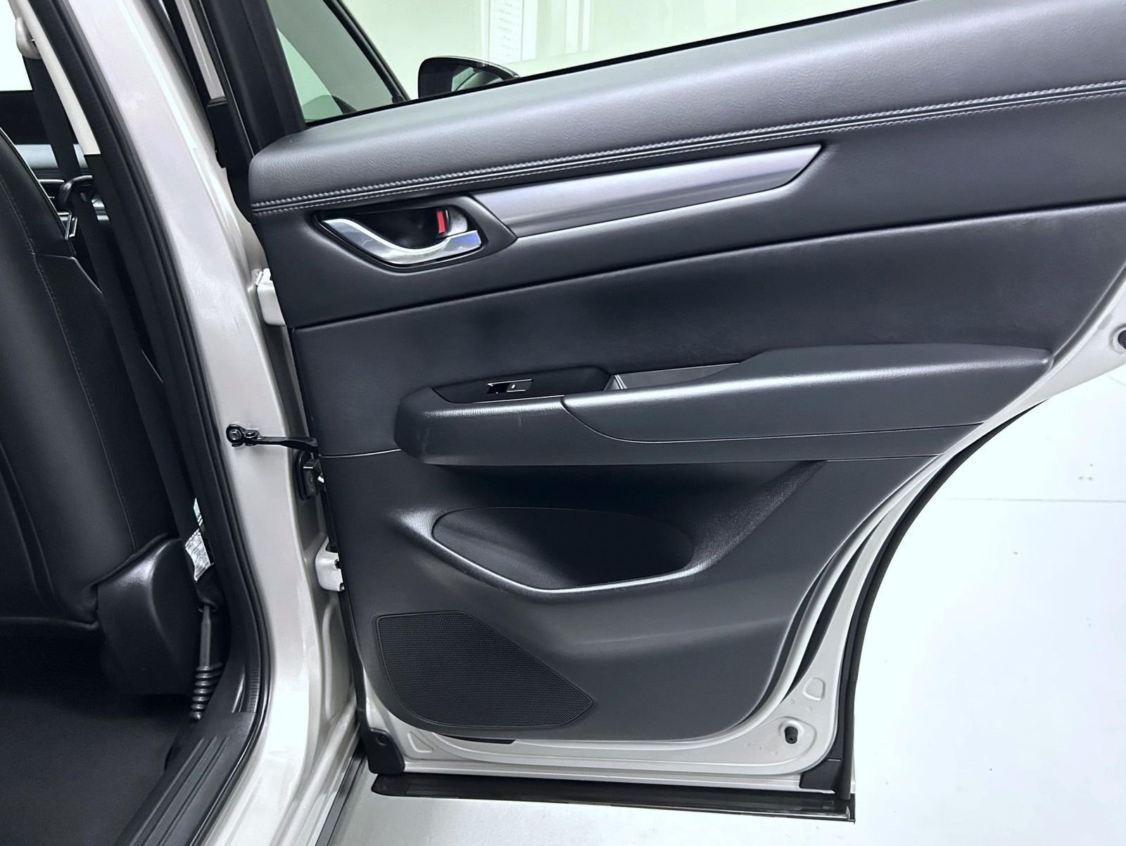 Used 2025 Silver Mazda 2.5 S Preferred Package image 17