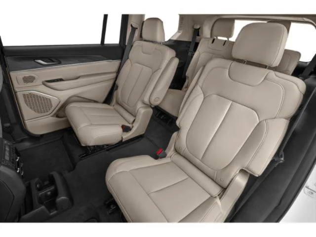 Used 2021 Silver Zynith Jeep Limited image 16