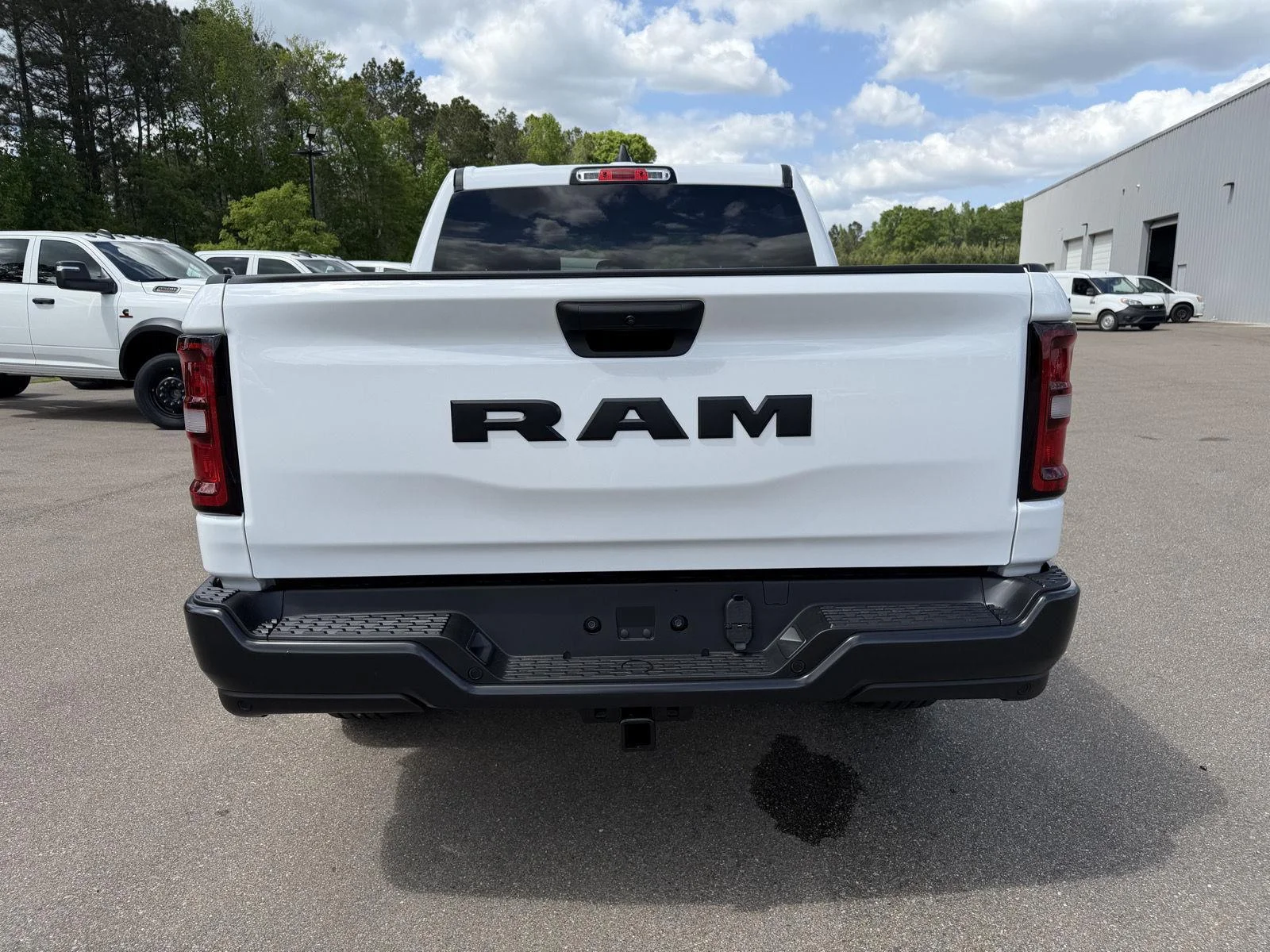 New 2026 Bright White Clear-Coat Exterior Paint RAM Tradesman image 4
