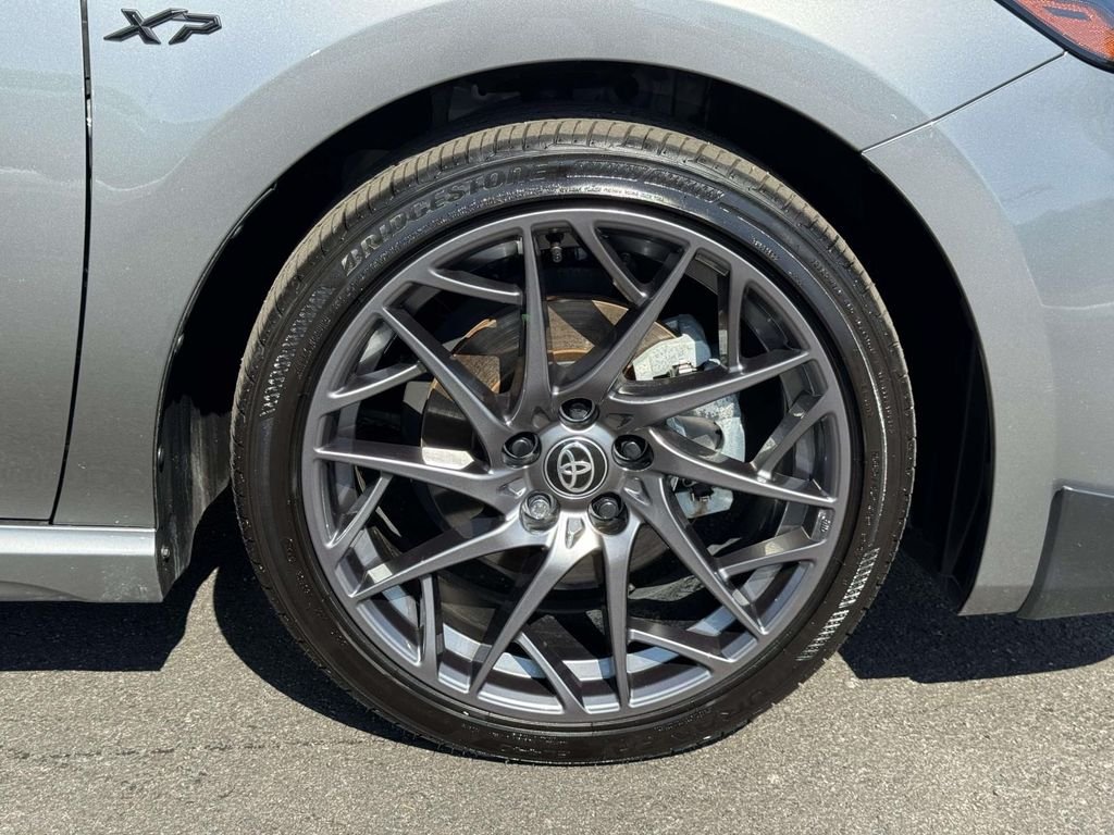 Used 2025  Toyota SE image 26