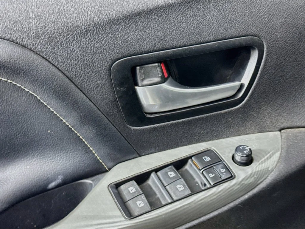 Used 2016 Midnight Black Metallic Toyota SE image 20