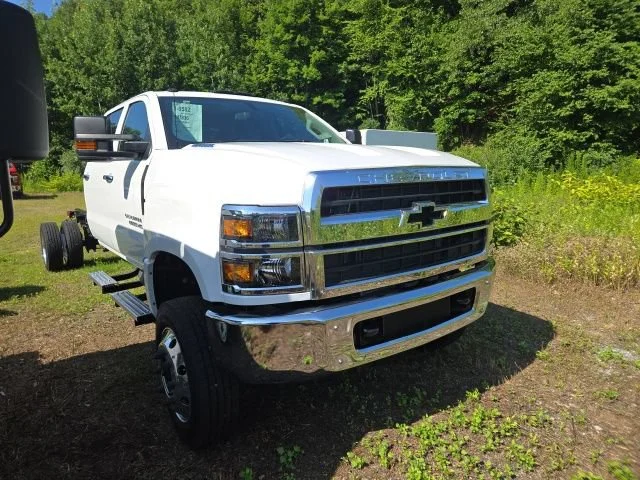 2025 Chevrolet Silverado 6500 HD