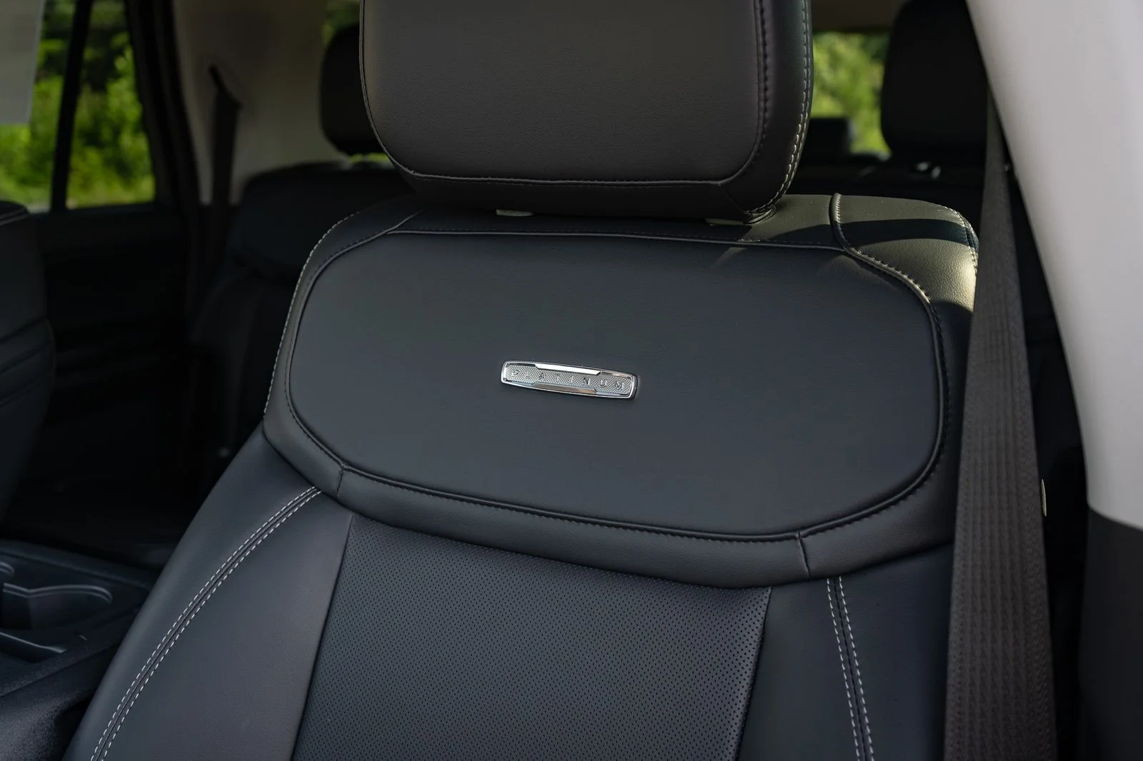 New 2027 Black Ford Platinum image 27