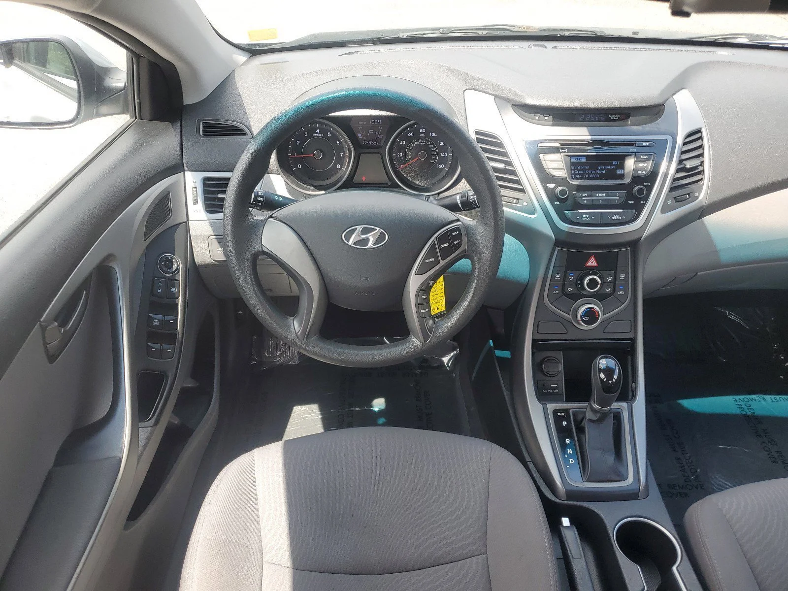 Used 2014 Radiant Silver Hyundai SE image 20