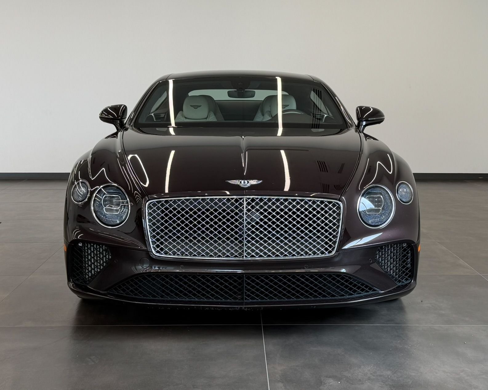Used 2023 Brown Bentley V8 image 8