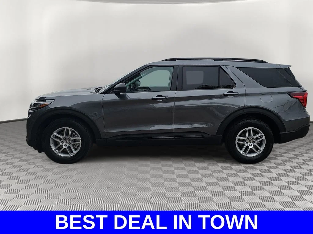 New 2026 Carbonized Gray Metallic Ford Active image 6