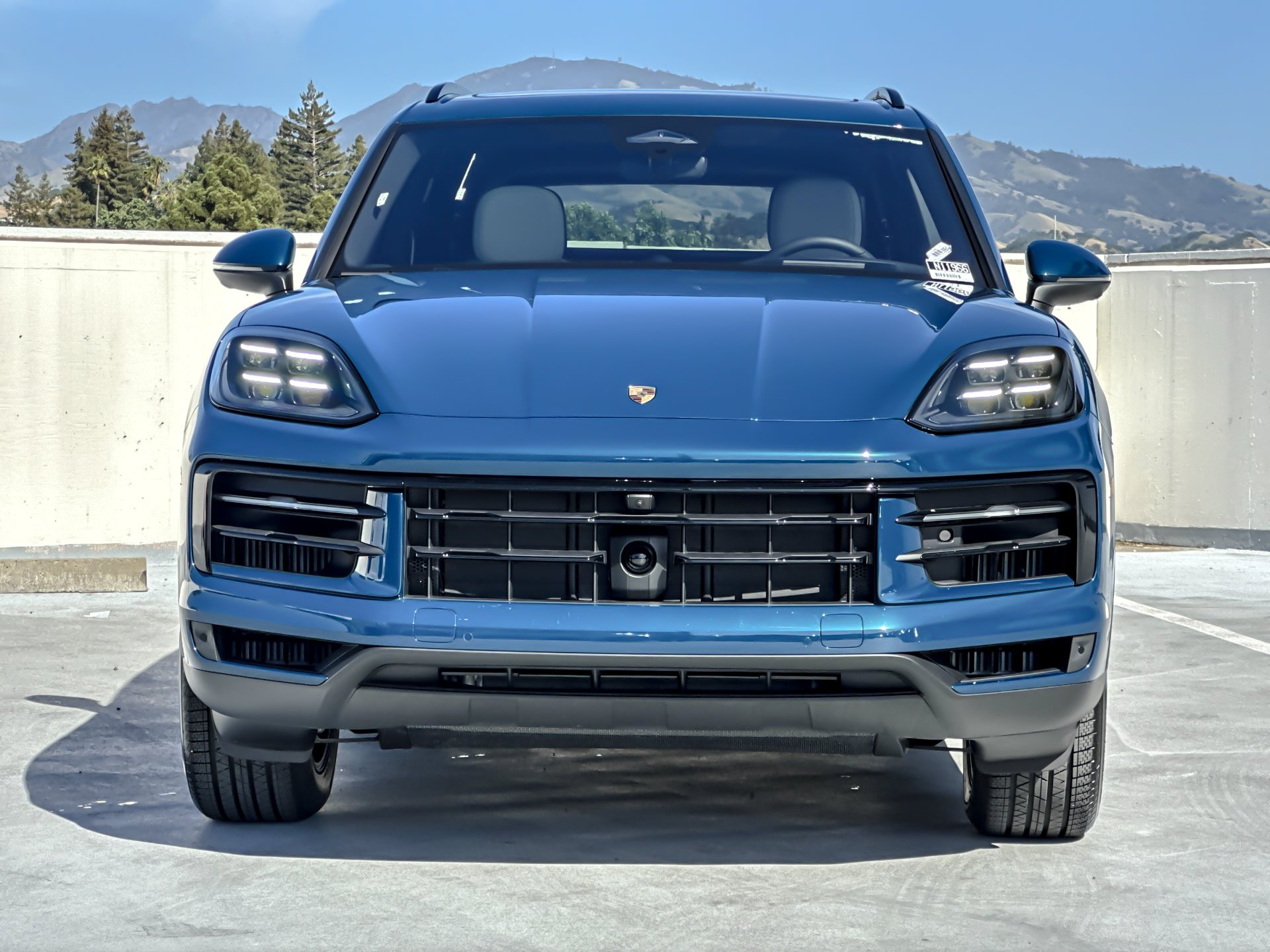 New 2026 Montego Blue Metallic Porsche E-Hybrid image 12