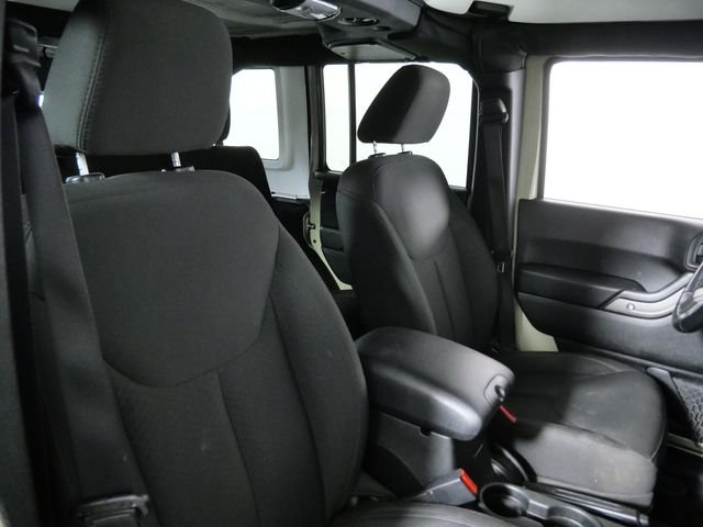 Certified Used 2018  Jeep Unlimited Sport image 12