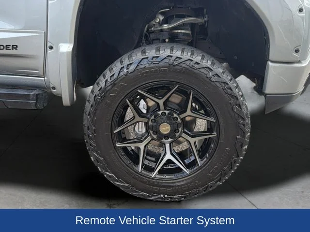 Used 2023 Silver GMC AT4 image 30