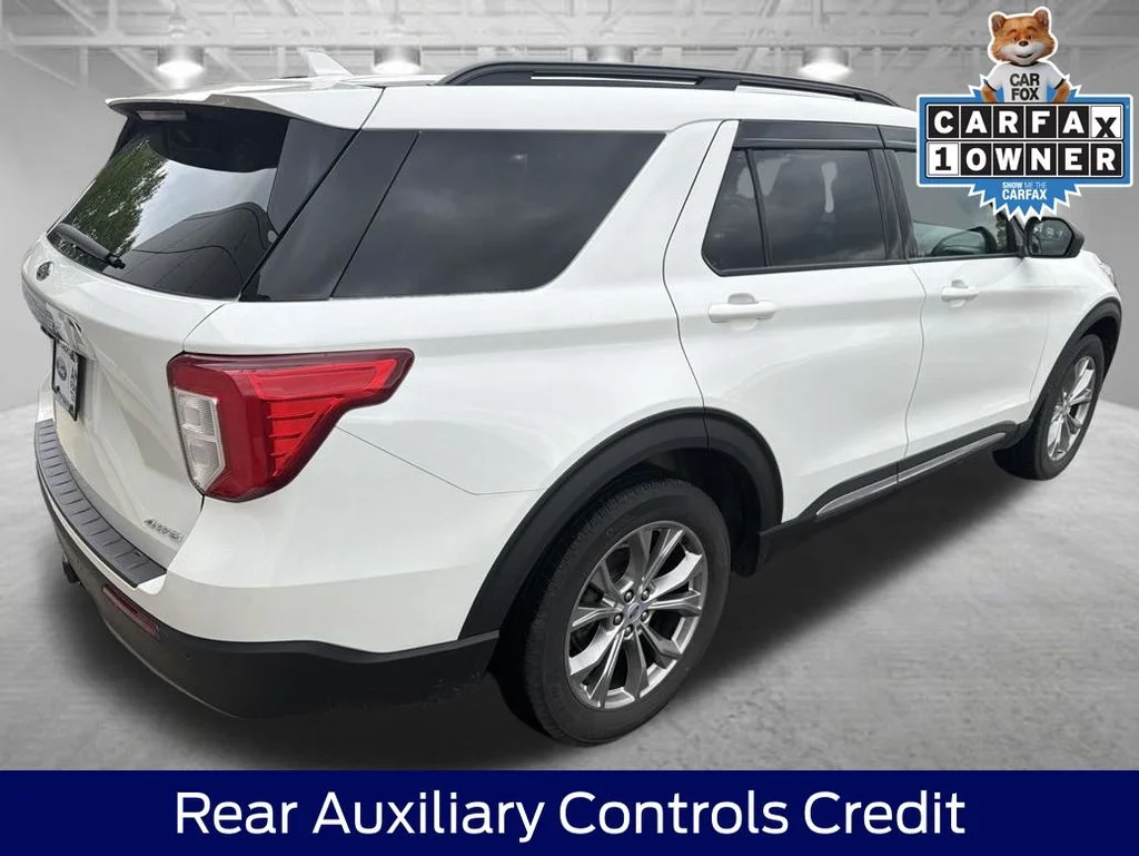 Certified Used 2023 White Metallic Ford XLT image 10