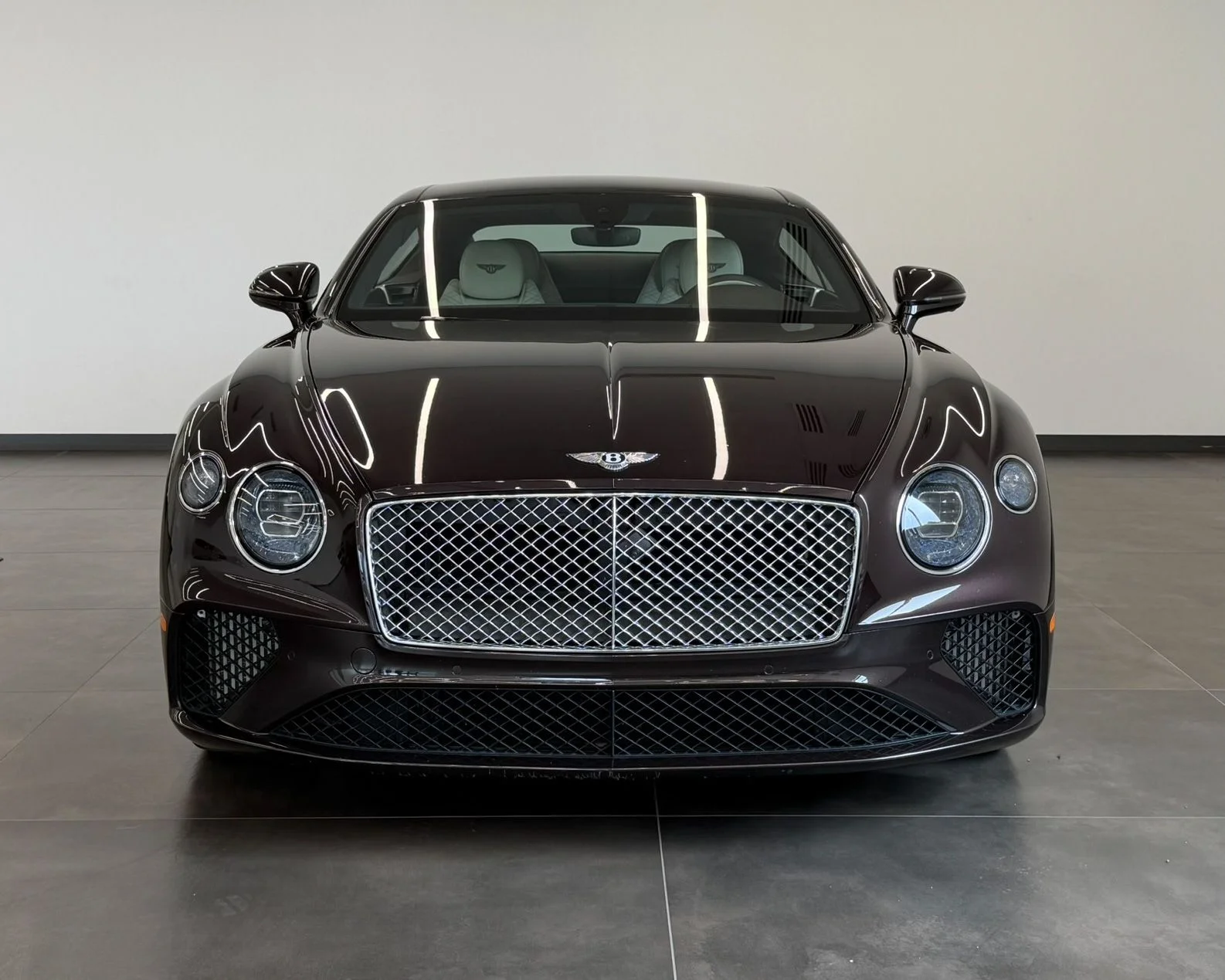 Used 2023 Brown Bentley V8 image 8