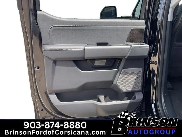 New 2026 Agate Black Metallic Ford F-250® Lariat® image 27