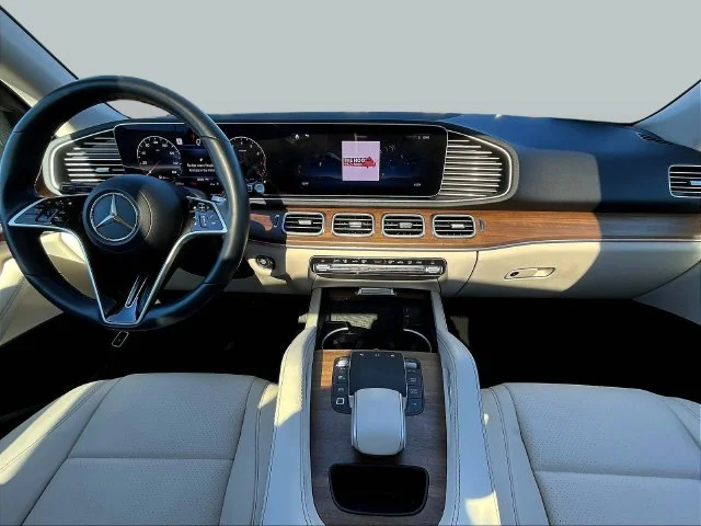 Used 2025 White Mercedes-Benz GLE 350 image 9