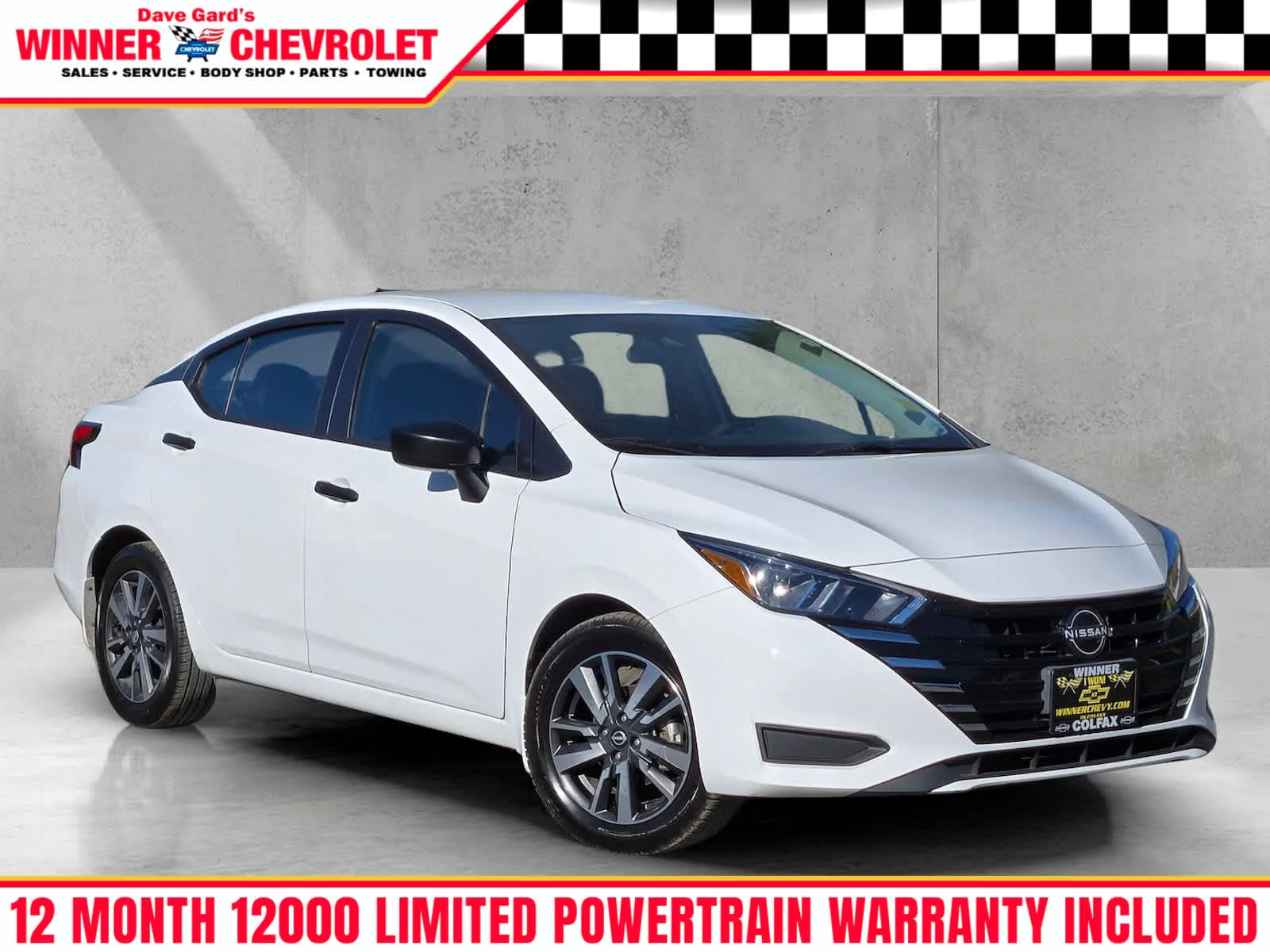 Used 2024  Nissan S image 1