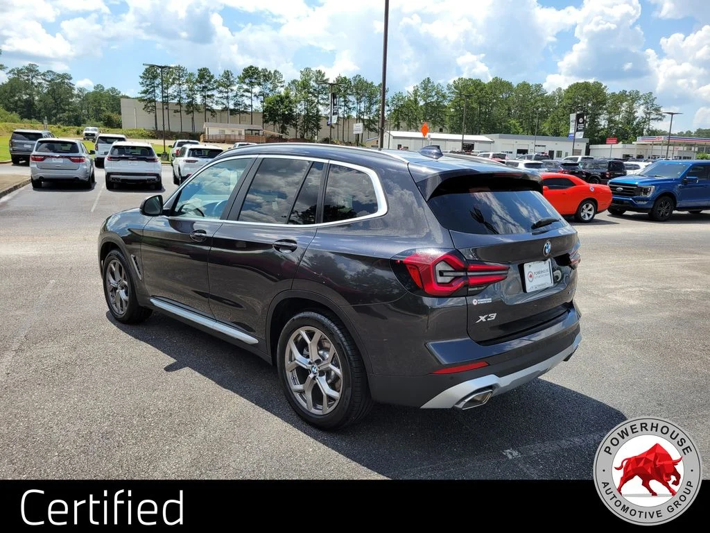 Used 2023 Gray BMW xDrive30i image 3