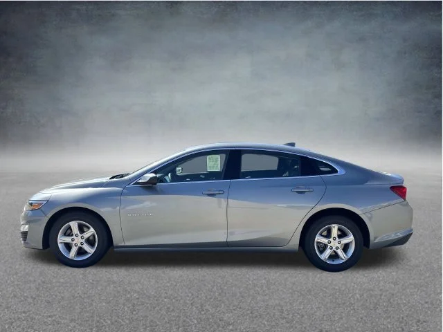Used 2024 Gray Chevrolet LT image 11