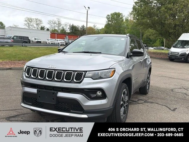 Used 2023 Silver Jeep Limited image 1