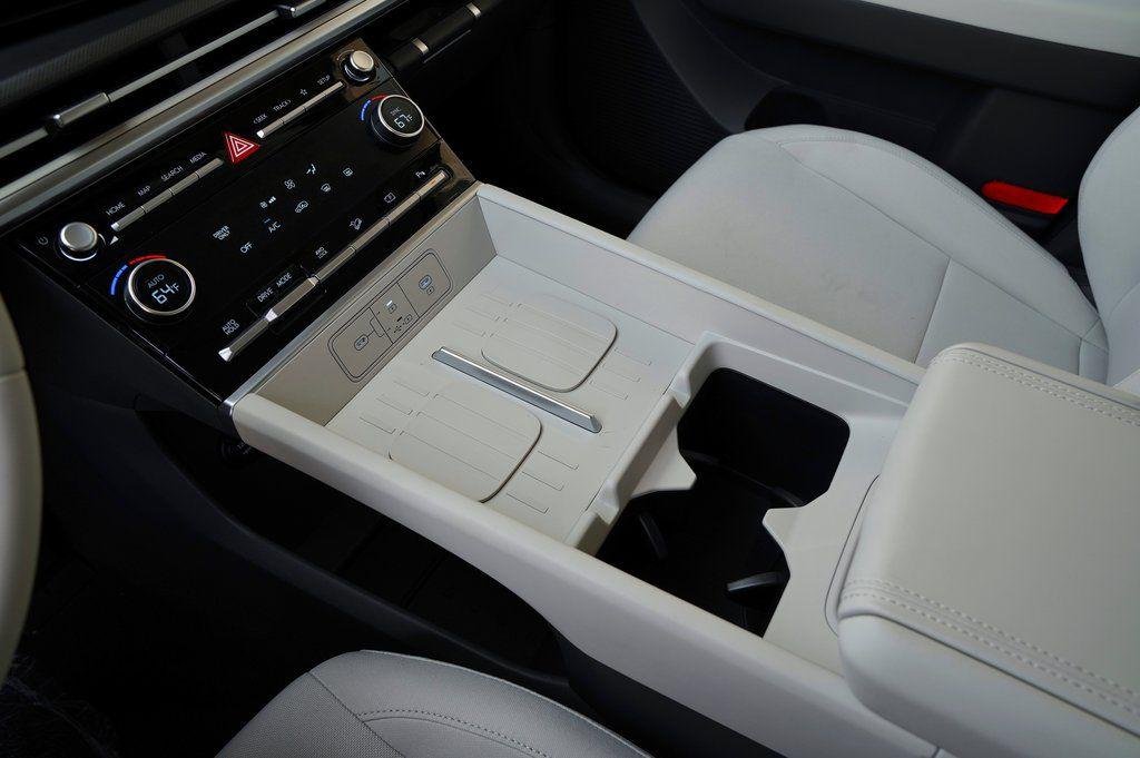 New 2026 Serenity White Hyundai SE image 20