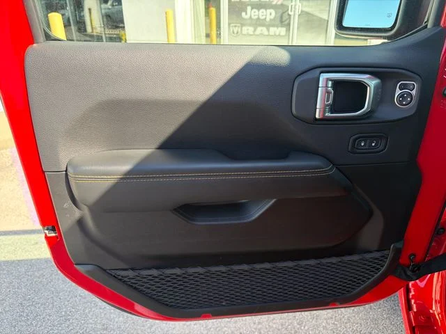 Used 2025 Red Jeep Sahara 4xe image 24