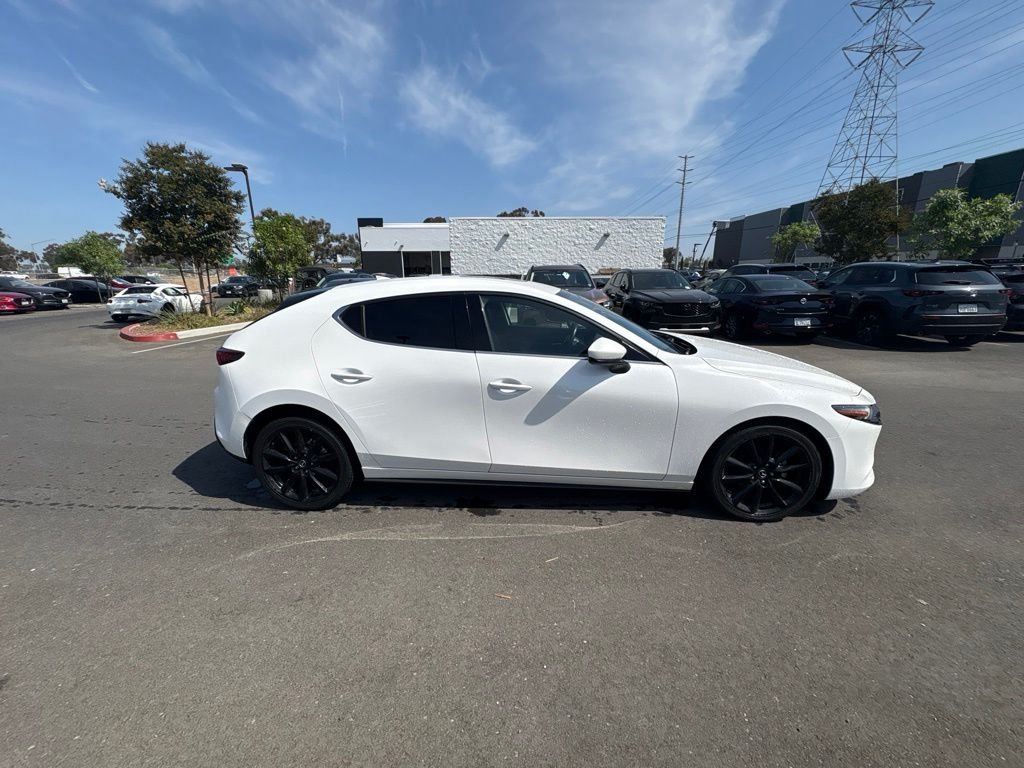 Used 2020 Snowflake White Pearl Mica Mazda Premium image 5