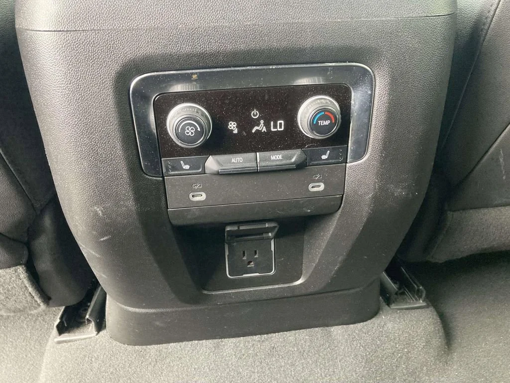 Used 2023 Summit White Chevrolet Premier image 15