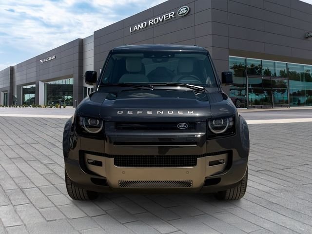 New 2026 Carpathian Grey LAND ROVER S image 8
