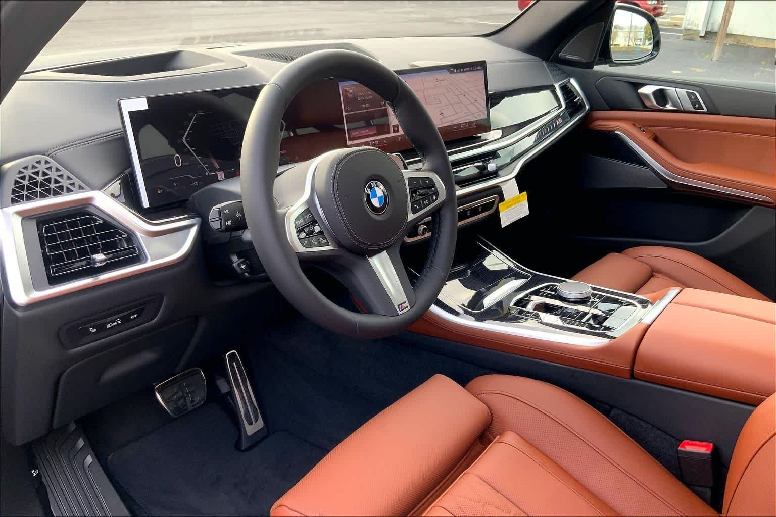 New 2026 Skyscraper Grey Metallic BMW sDrive40i image 7