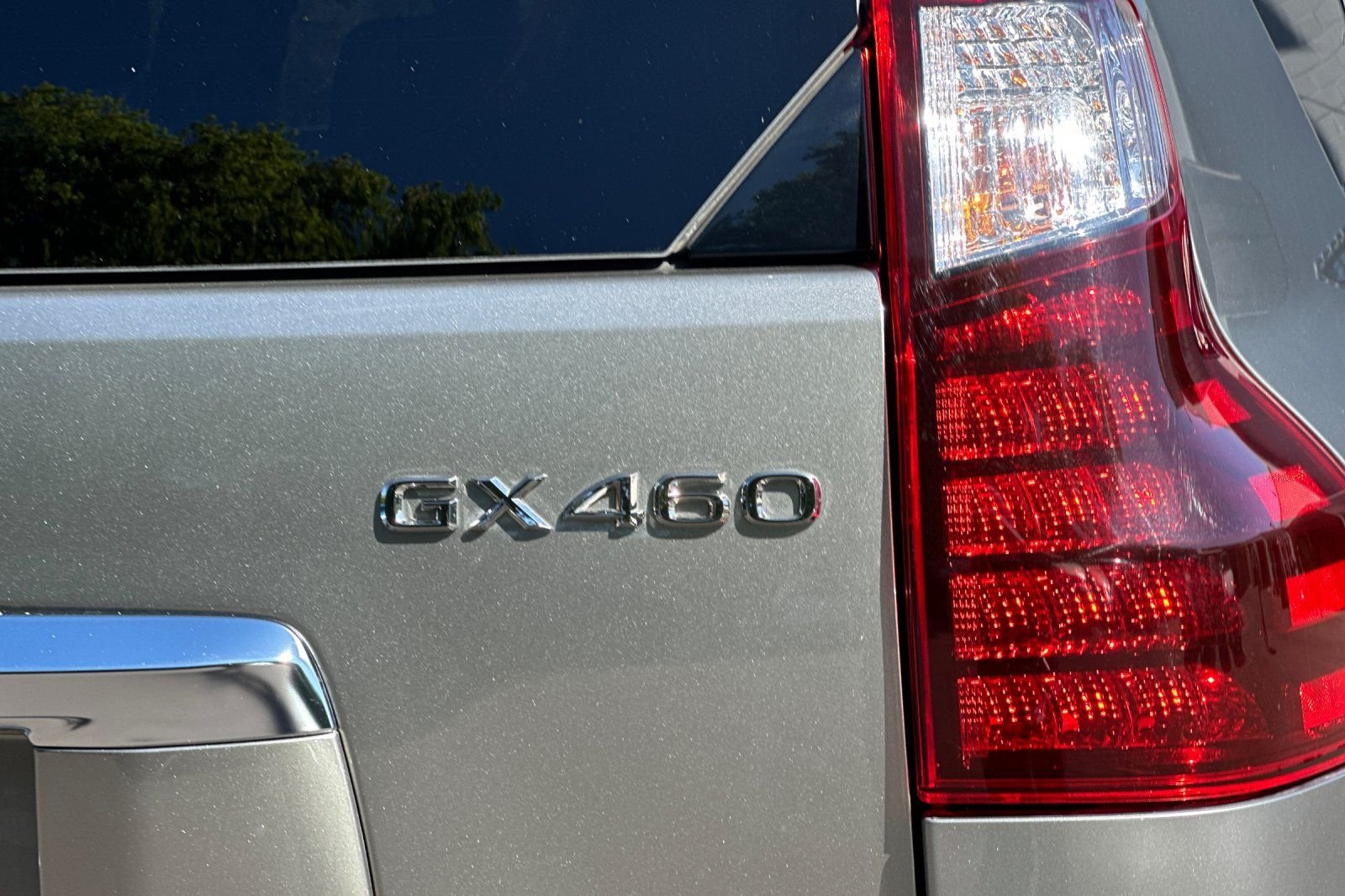 Used 2022 Silver Lexus 460 image 37