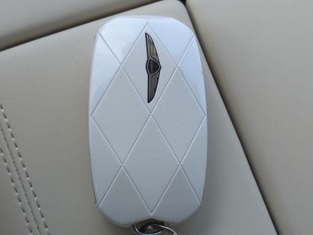 New 2026 White Genesis 3.5T e-SC image 23
