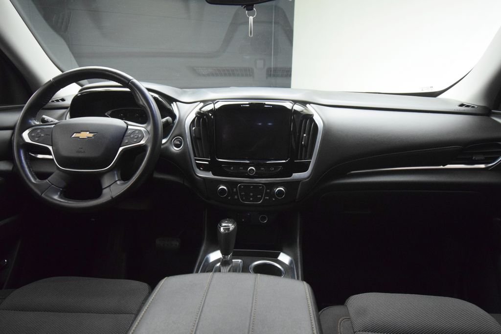 Used 2019 Red Chevrolet LT image 3