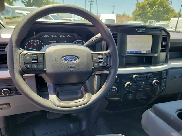 New 2026 Oxford White Ford F-550® XL image 4