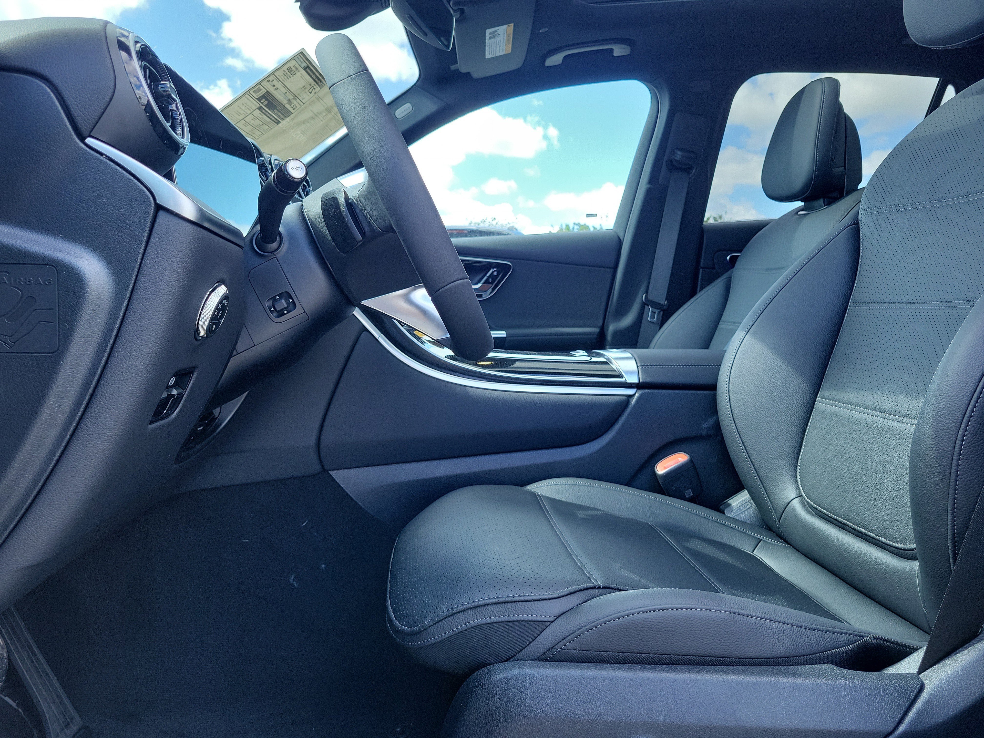 New 2026 Graphite Grey Metallic Mercedes-Benz GLC 300 image 23