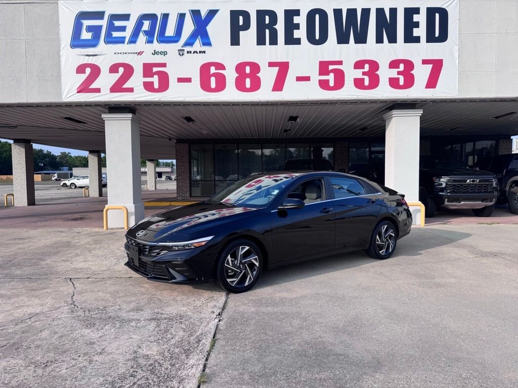 2025 Hyundai Elantra 2.0 SEL Convenience IVT's photo